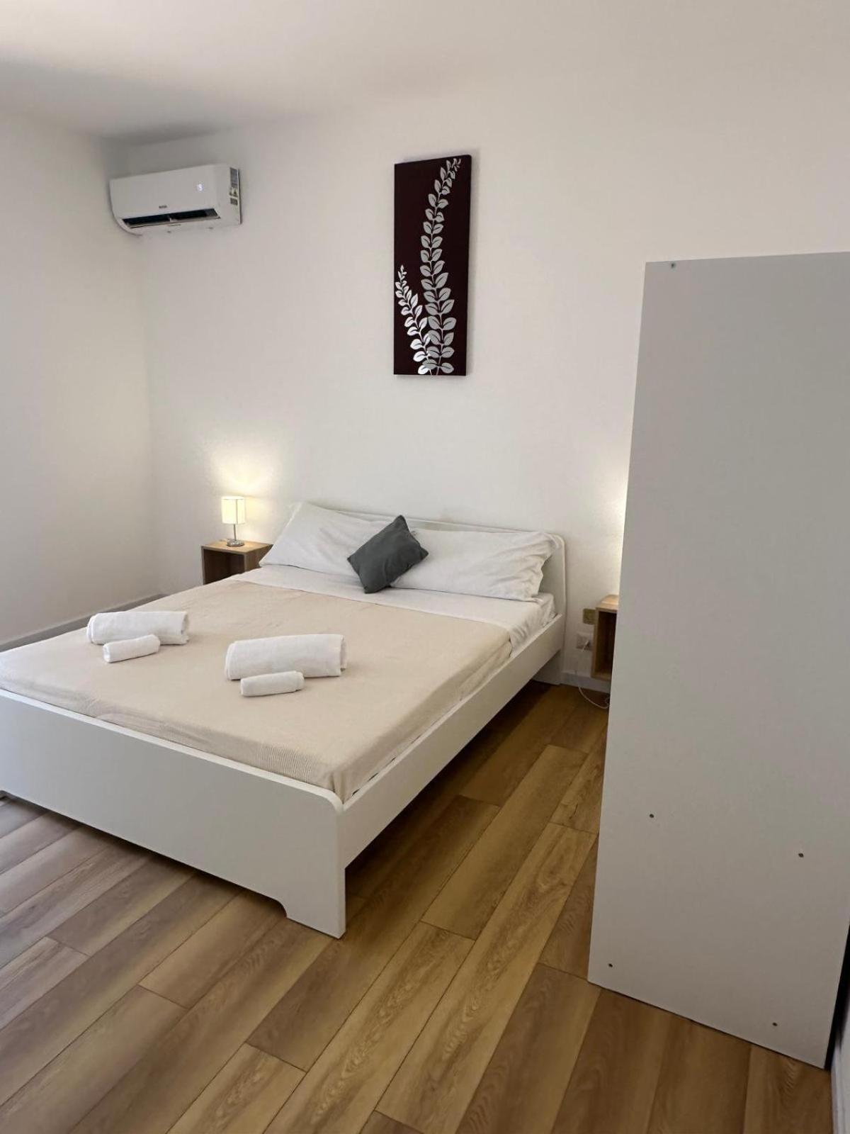 We Home Taormina Center With Parking Zewnętrze zdjęcie