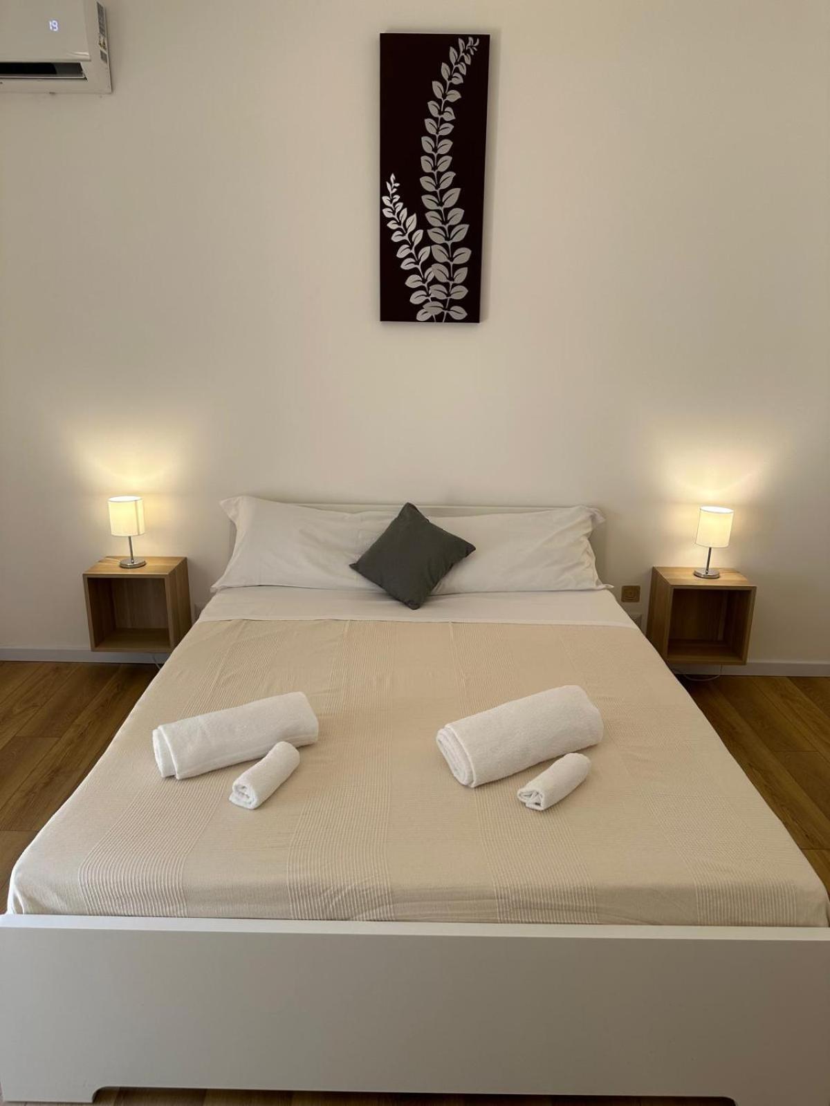 We Home Taormina Center With Parking Zewnętrze zdjęcie