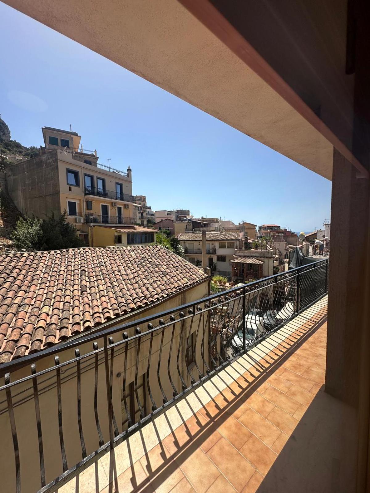 We Home Taormina Center With Parking Zewnętrze zdjęcie